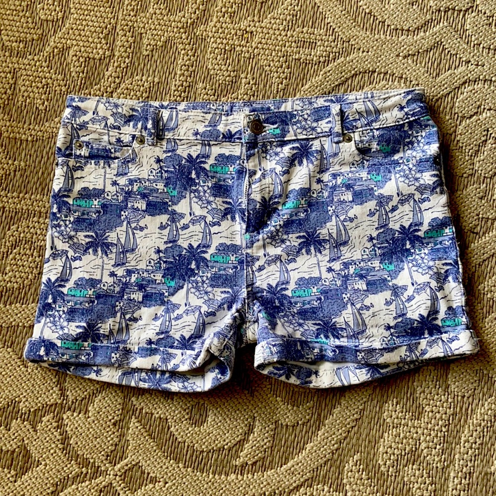 Vineyard vines girls size 16 shorts great condition